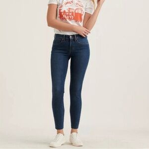 Brand New Lucky Brand Dark Blue Mid-Rise Skinny Jeans - Women's